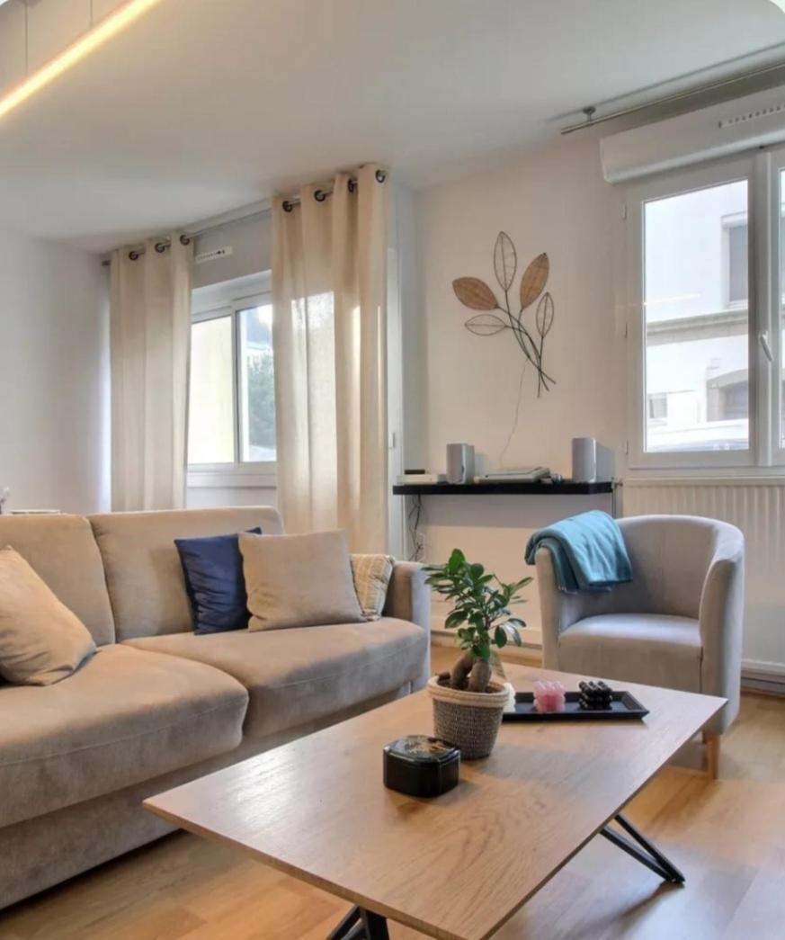Appartement Hyper Centre Avec Garage Prive Concarneau Luaran gambar